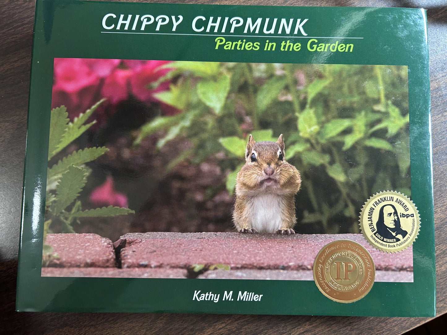 Chippy Chipmunk Parties in the Garden